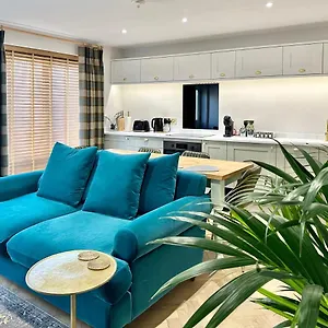  Holiday home Cygnet No 5 -free Parking
